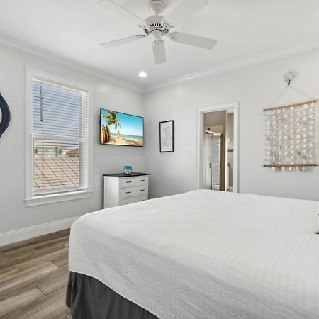 Vast Cay Castle With Private Beach And Game Room Destin Esterno foto